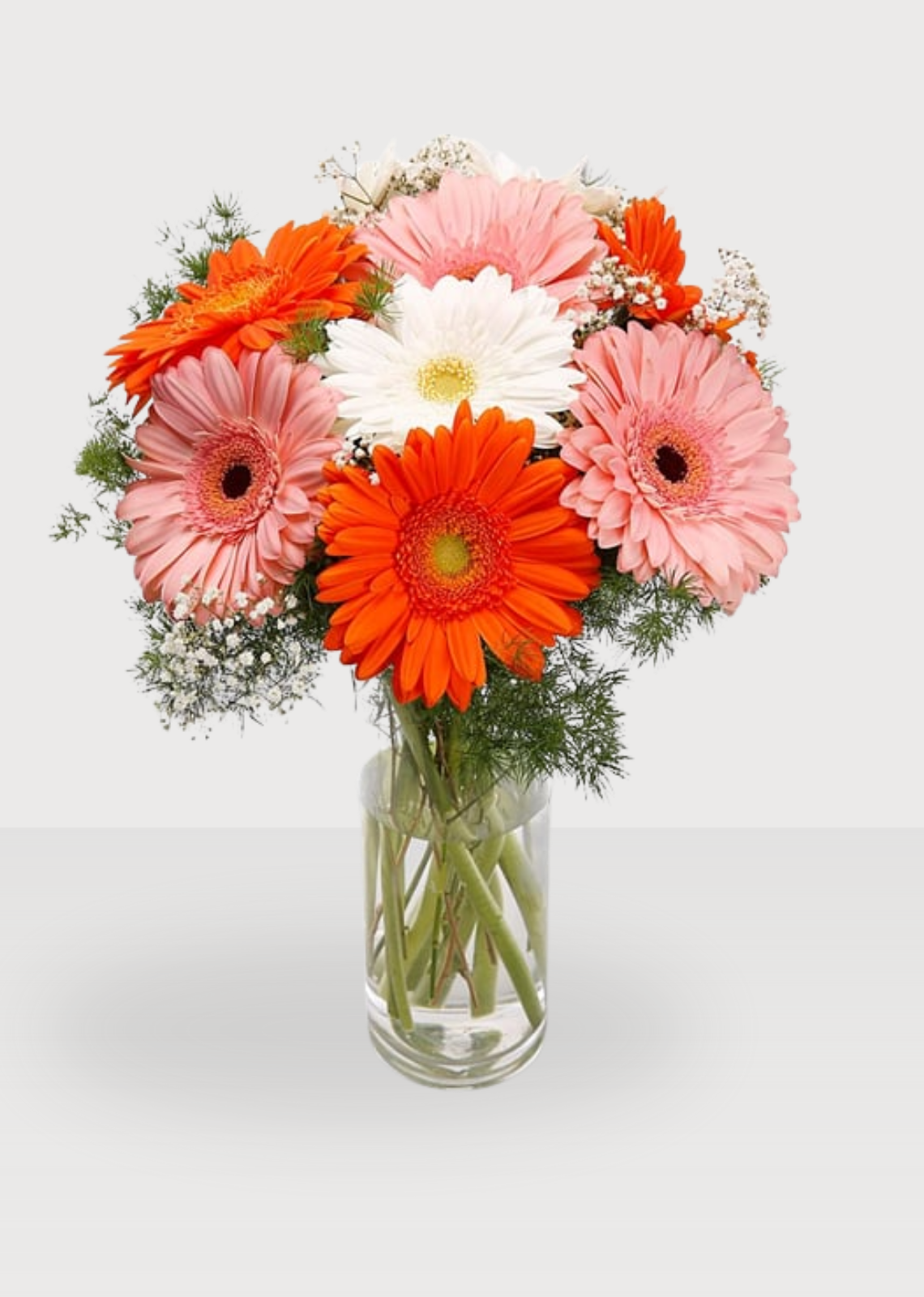 Florero con gerberas rositas, blancas y naranjas - entrega de flores, ramo de flores, flores a domicilio