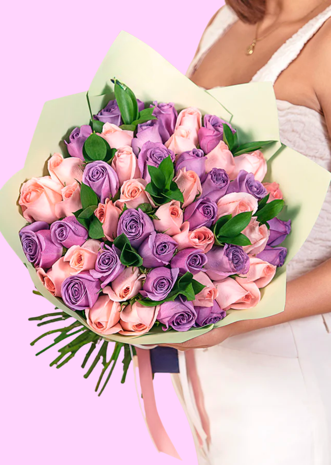 Vista previa de Ramo buchón 50 Rosas Rositas y moradas - imagen 1
