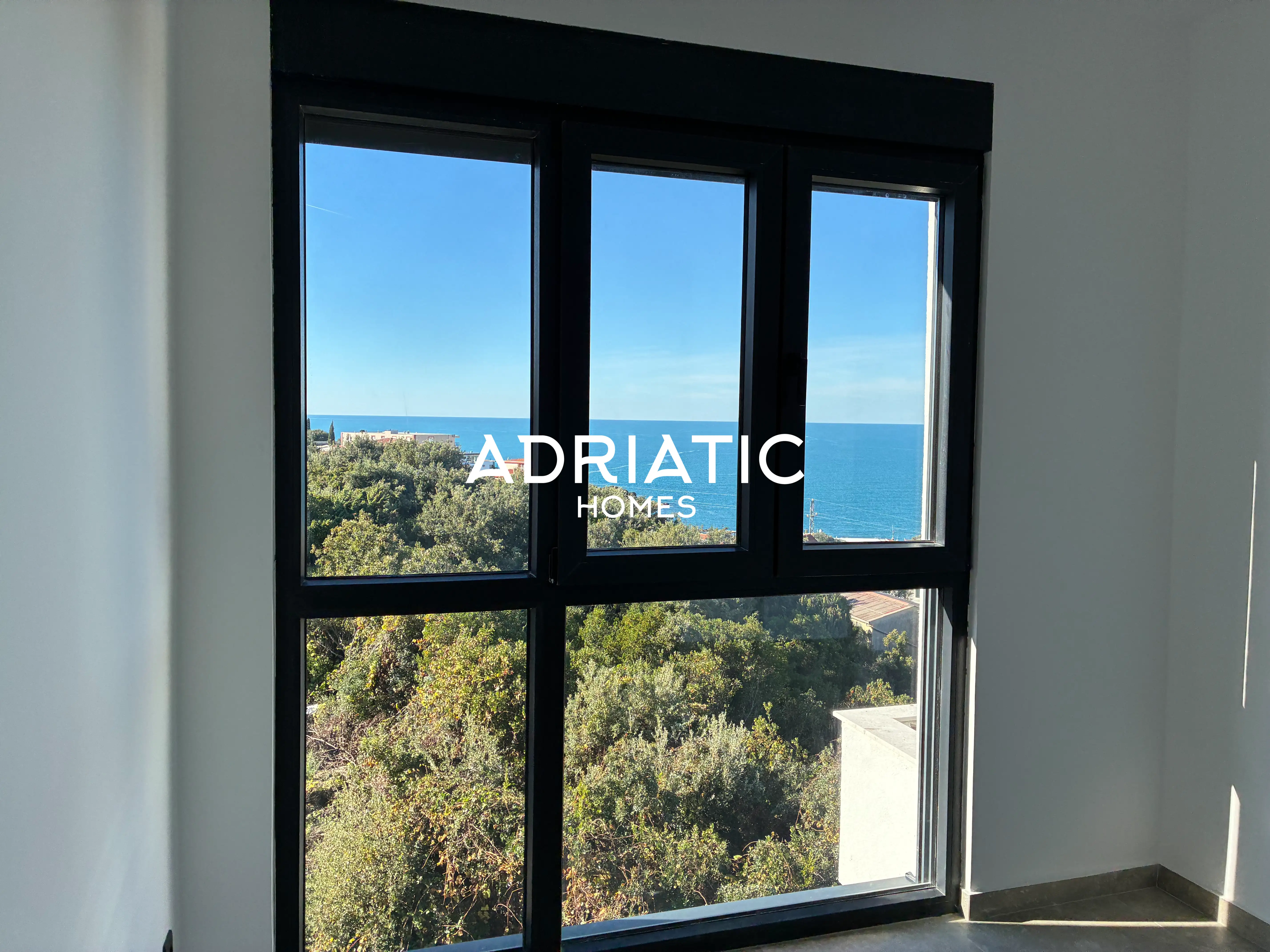 Modern 53m² Apartment | Utjeha, Bar, Montenegro   9