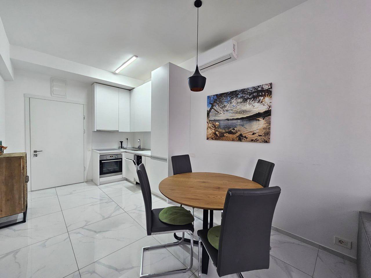1-bedroom apartment in Delmar Residence, Becici 8