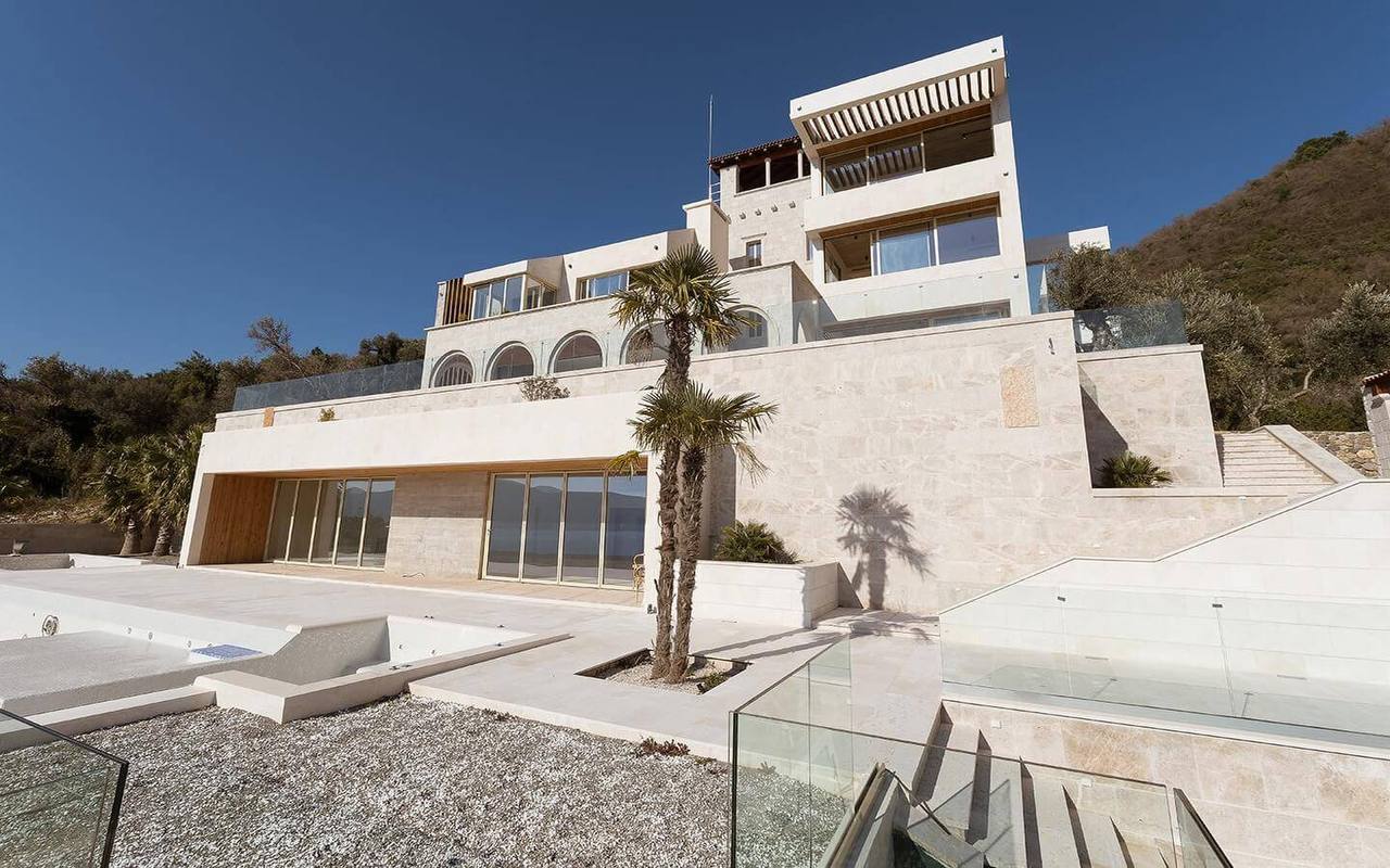 Premium Class Villa with Stunning Views in Tivat