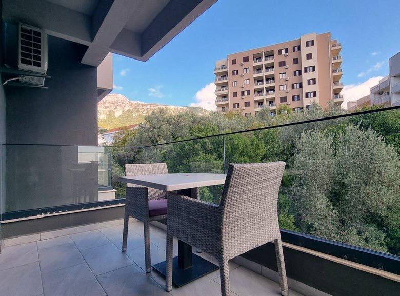 Stylish 1 Bedroom Apartment with Sea Views in Zafira Club House, Becici 6