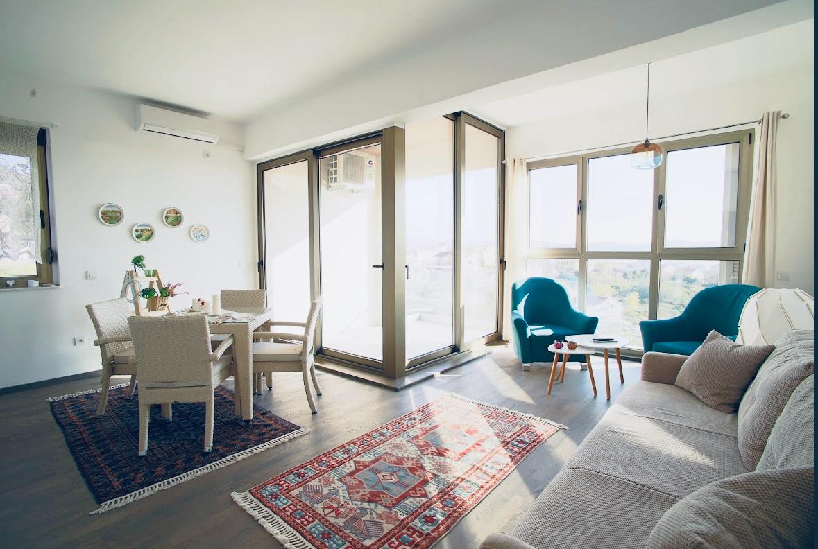 2 Bedroom Apartment with Pool in Tivat