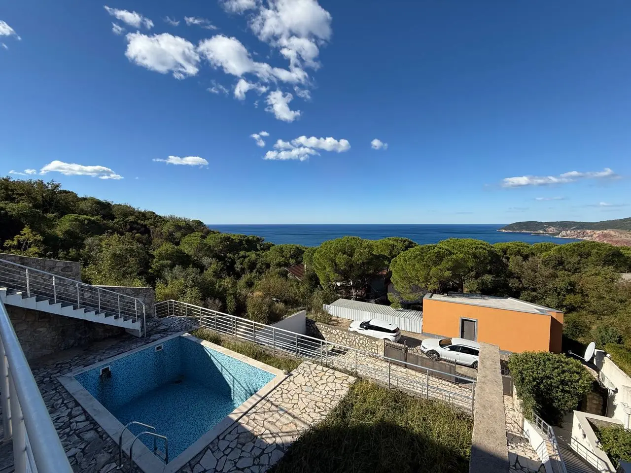 House with Sea View in Bar-Ratac