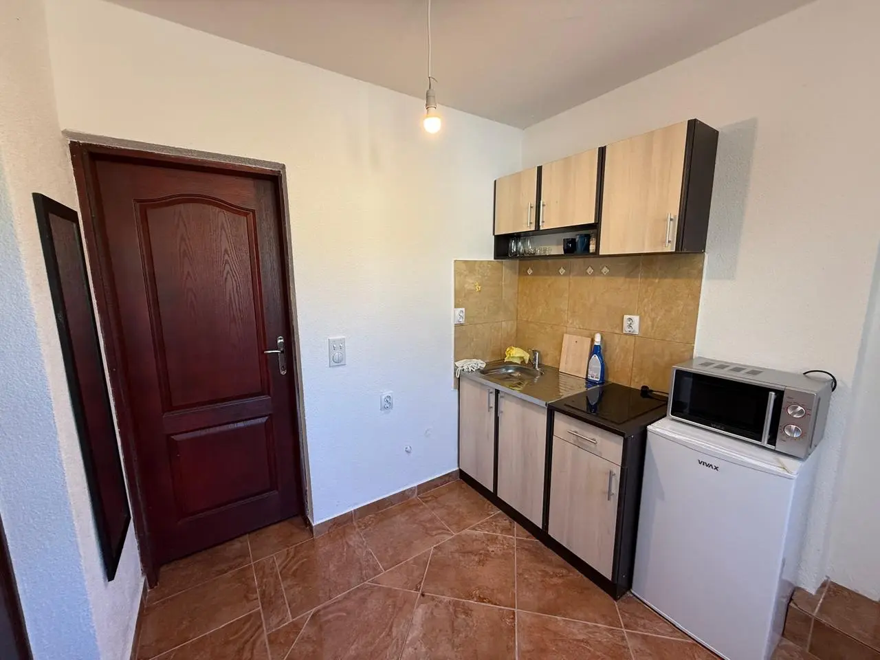 Cozy 2-Bedroom House in Susanj 6