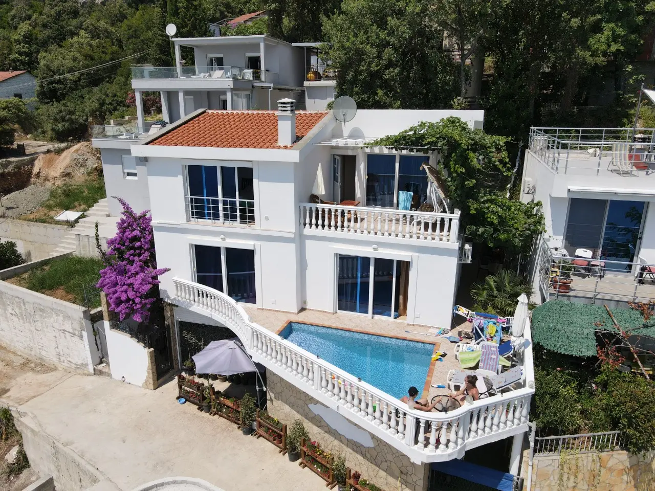 Villa for sale Ulcinj with Pool & Sea View