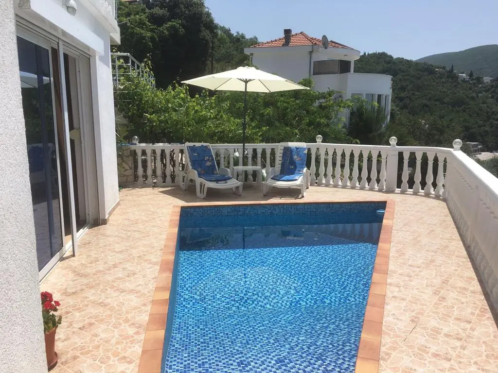 Villa for sale Ulcinj with Pool & Sea View 7