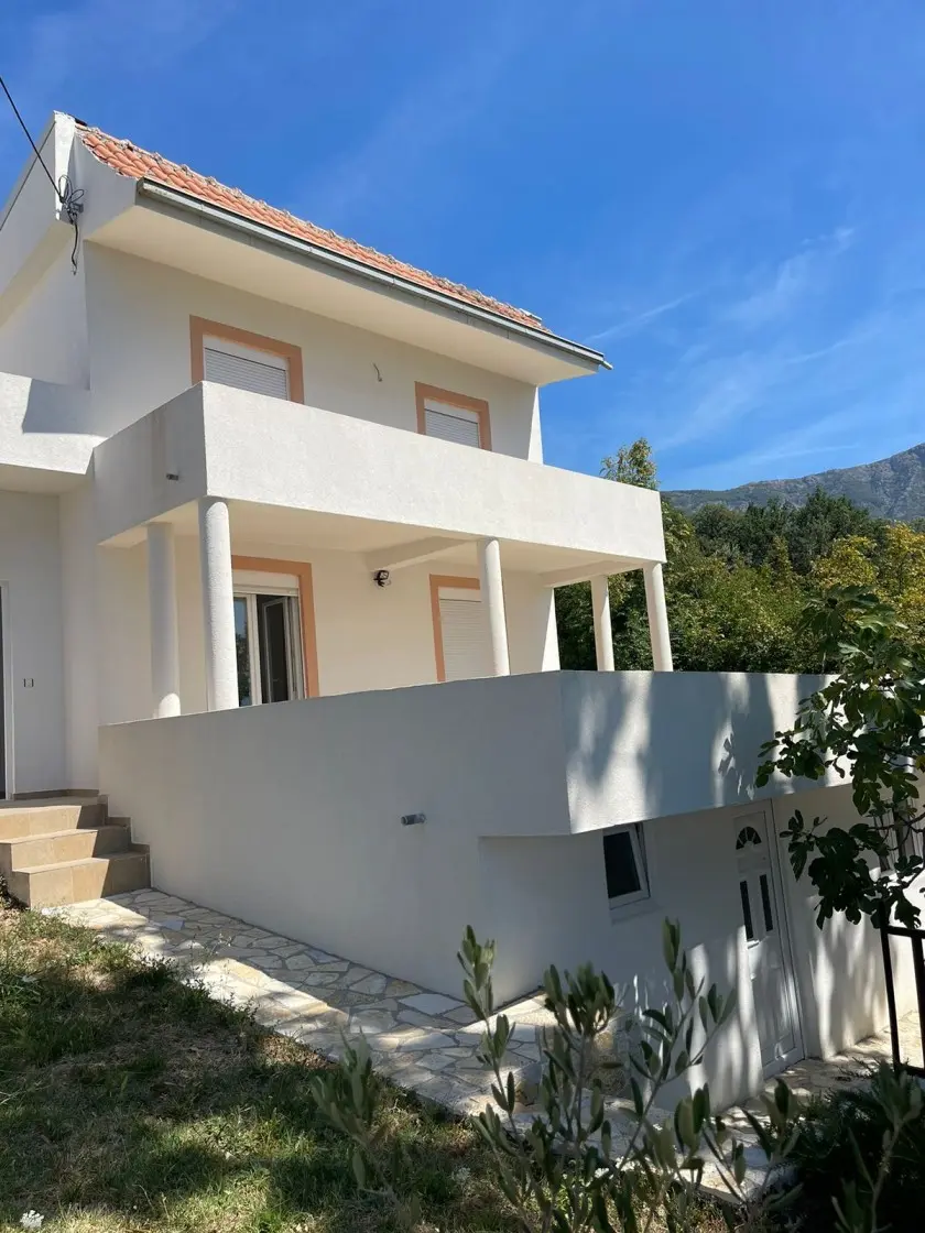 Modern Home for Sale in Sutomore – 100 m², 3-Beds Gem 3