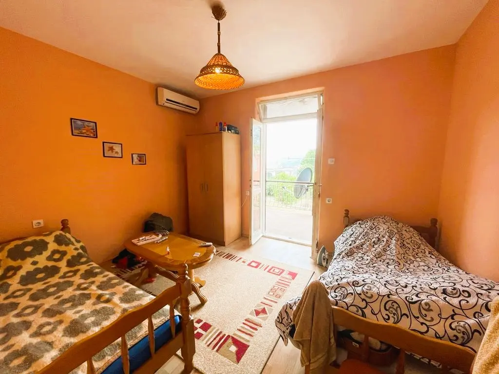 Family House for Sale in Sutomore with Sea View 6