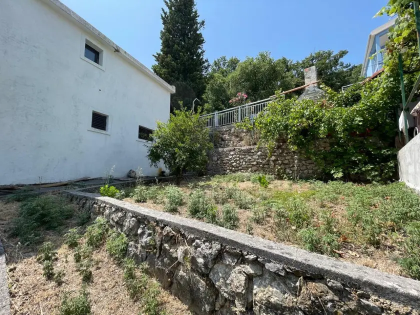 Charming 4-Bedroom House with Sea View in Sutomore 9
