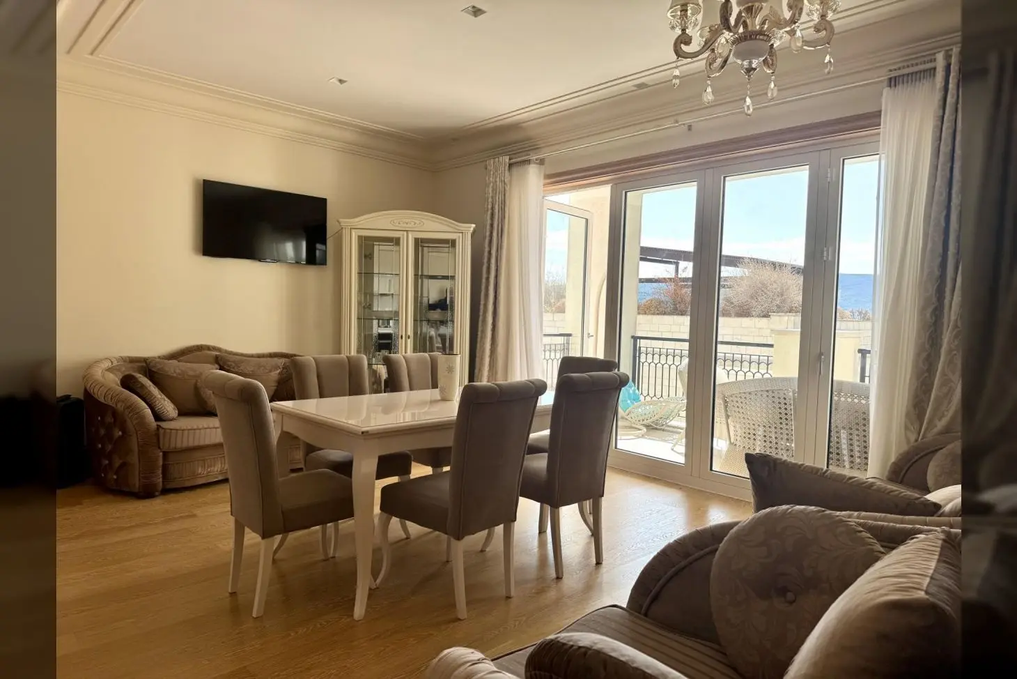 Sea View Apartment Porto Montenegro 2