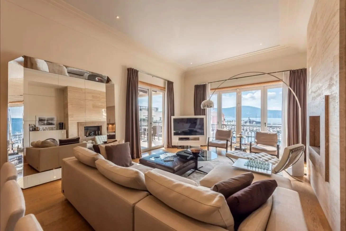Luxury Penthouse Porto Montenegro 2