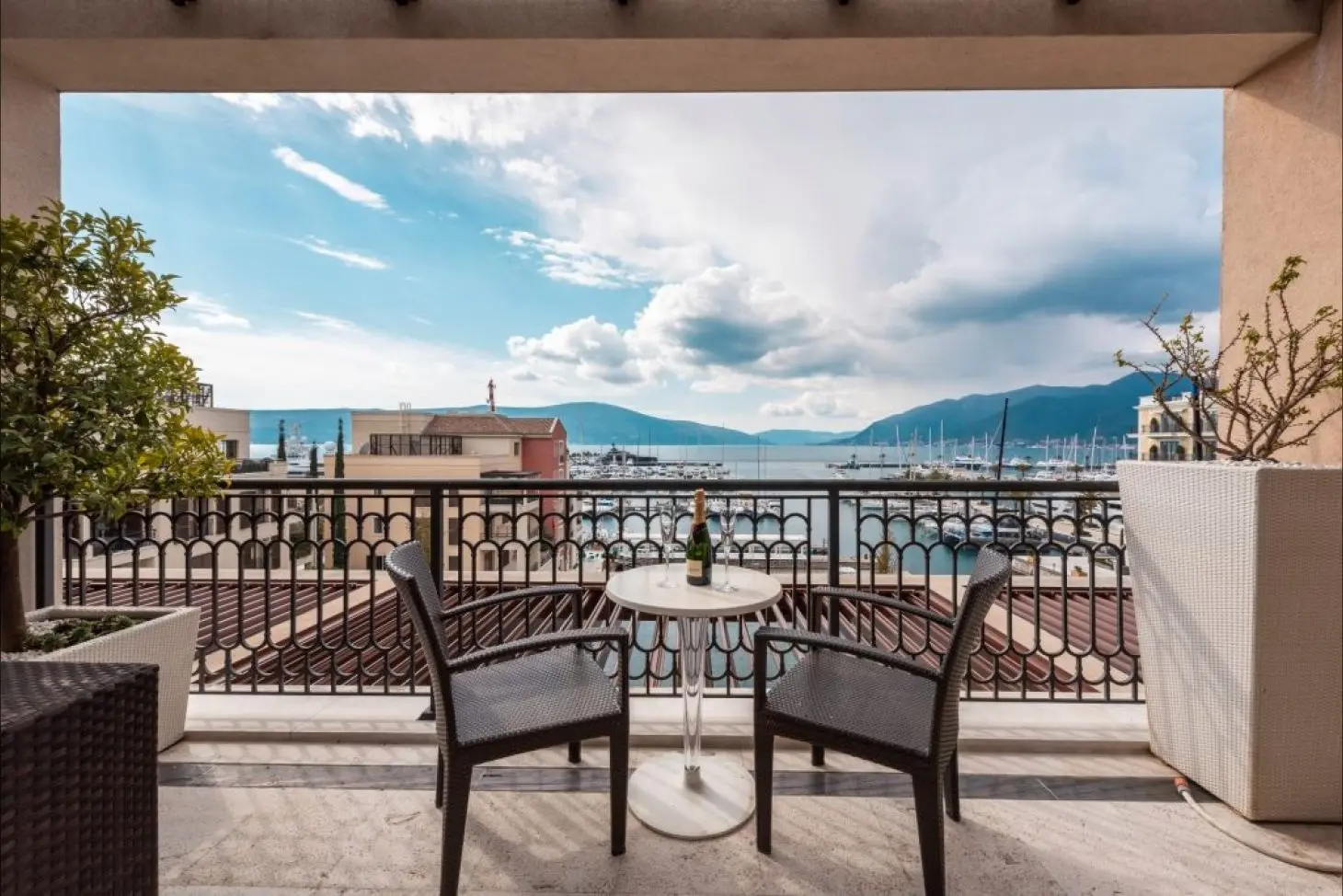 Luxury Penthouse Porto Montenegro 11