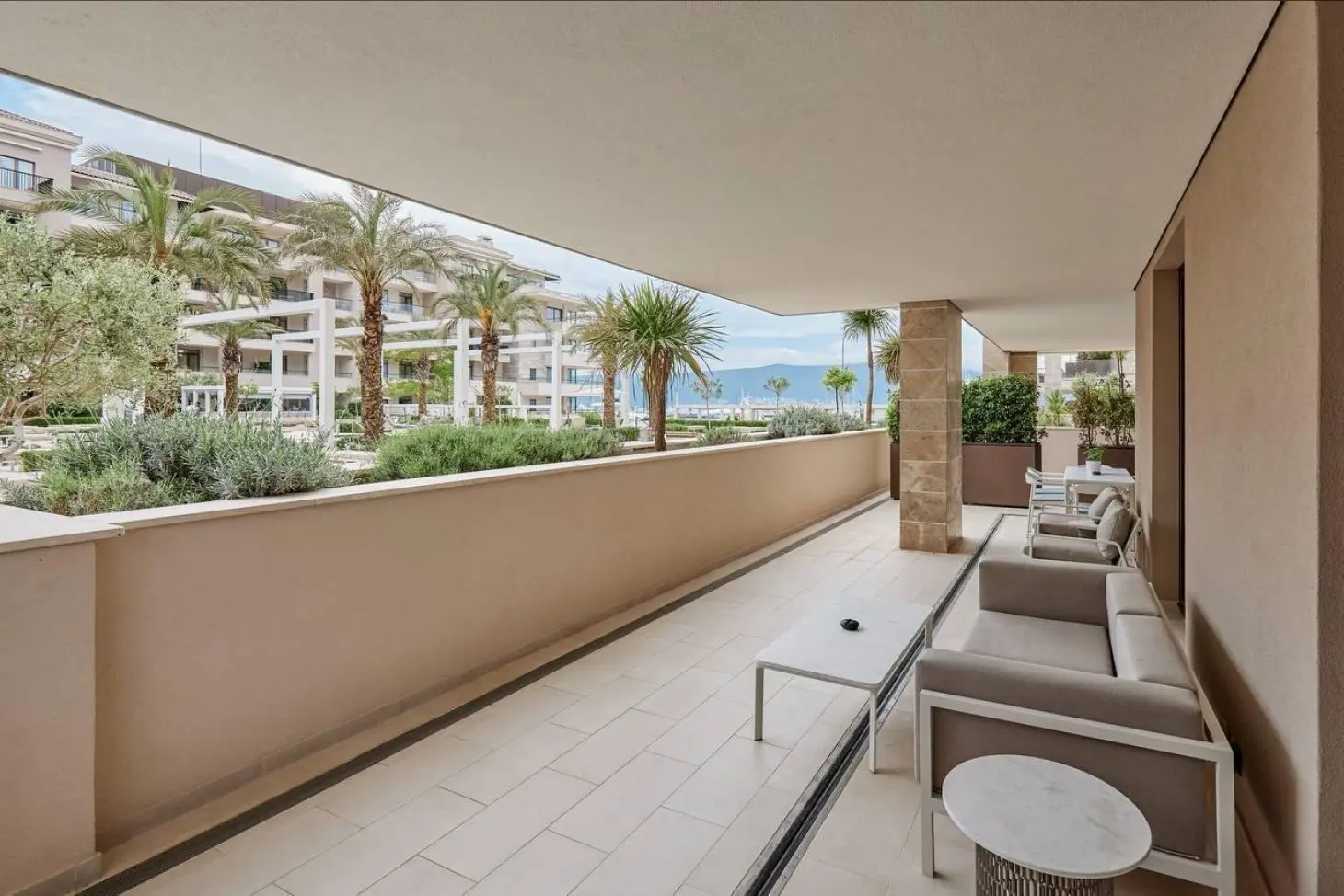 Luxury Apartment Porto Montenegro