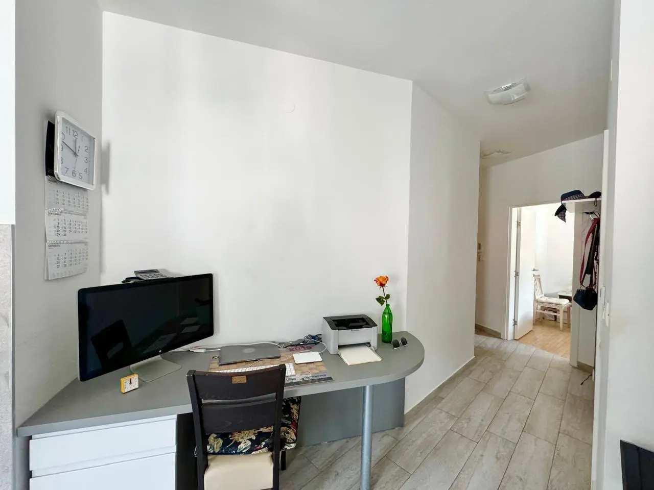 One-Bedroom Apartment in Budva - 43 m² Near the Sea 12