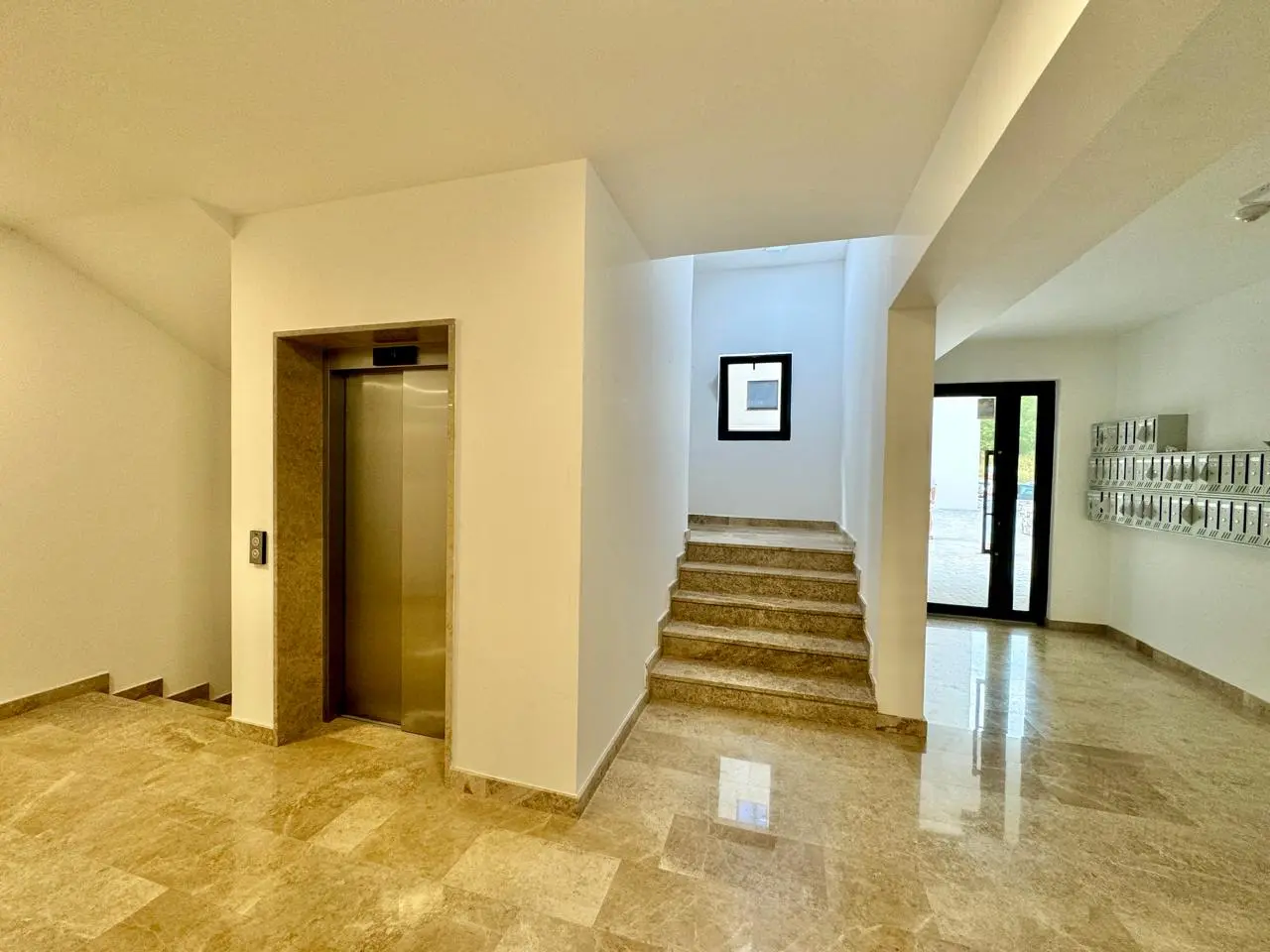 One-Bedroom Apartment in Becici – 45 m² Modern Home 3