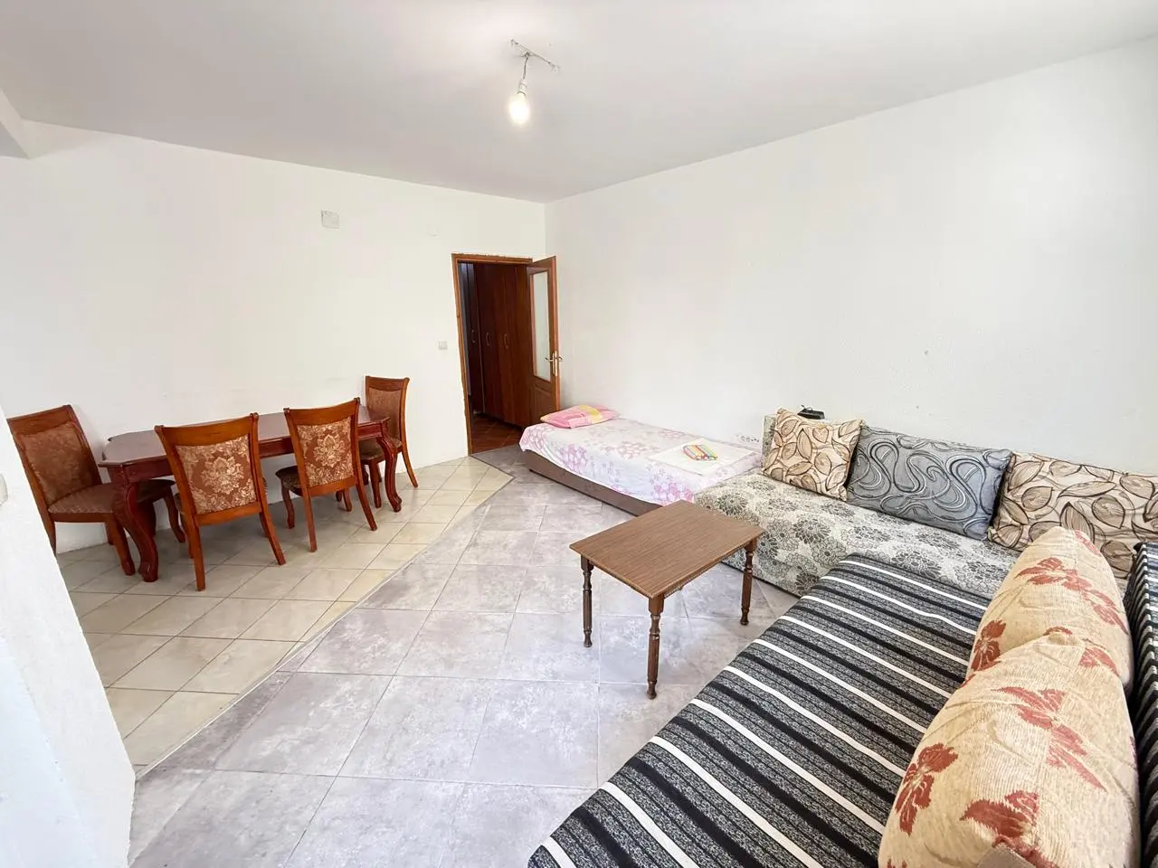 Apartment in Bar Ilino with 2 Bedrooms and 67 m² Area 3
