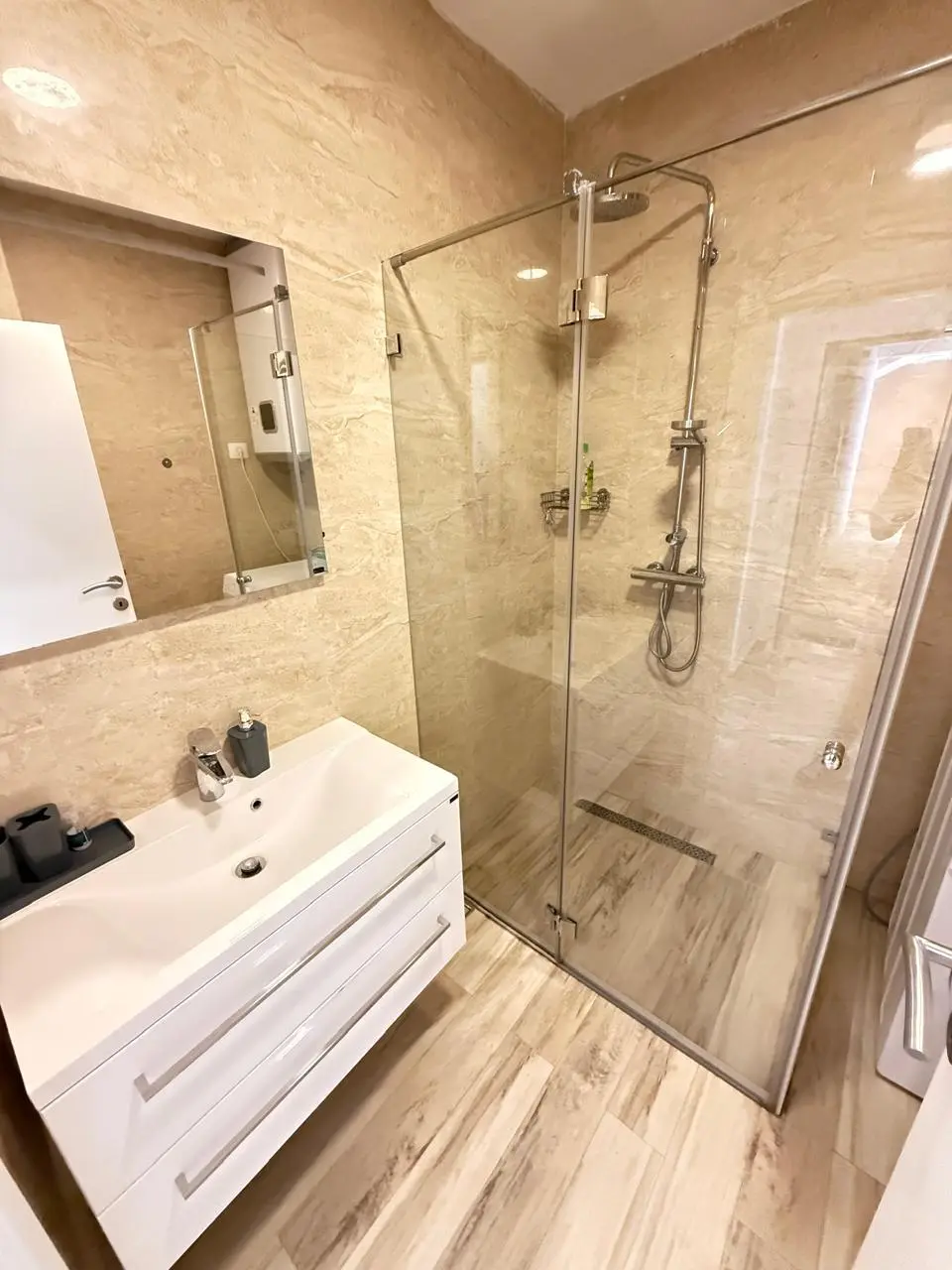 Studio Apartment in Dobra Voda with Sea View 2