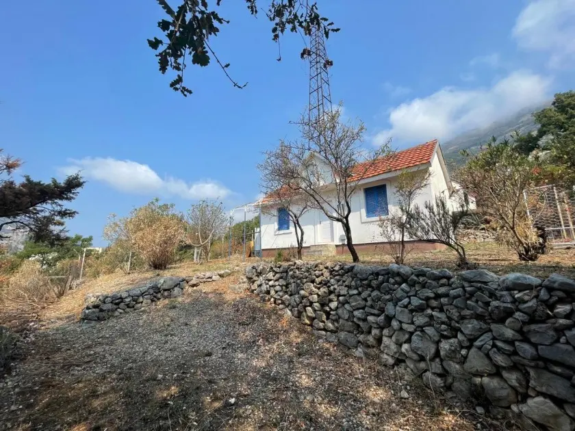 Affordable Property in Sutomore with Sea Views