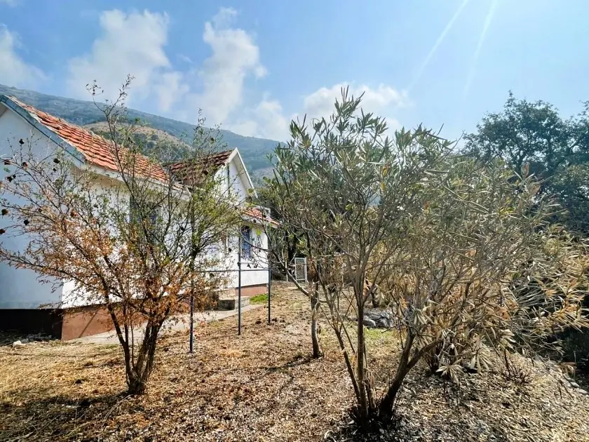 Affordable Property in Sutomore with Sea Views 5