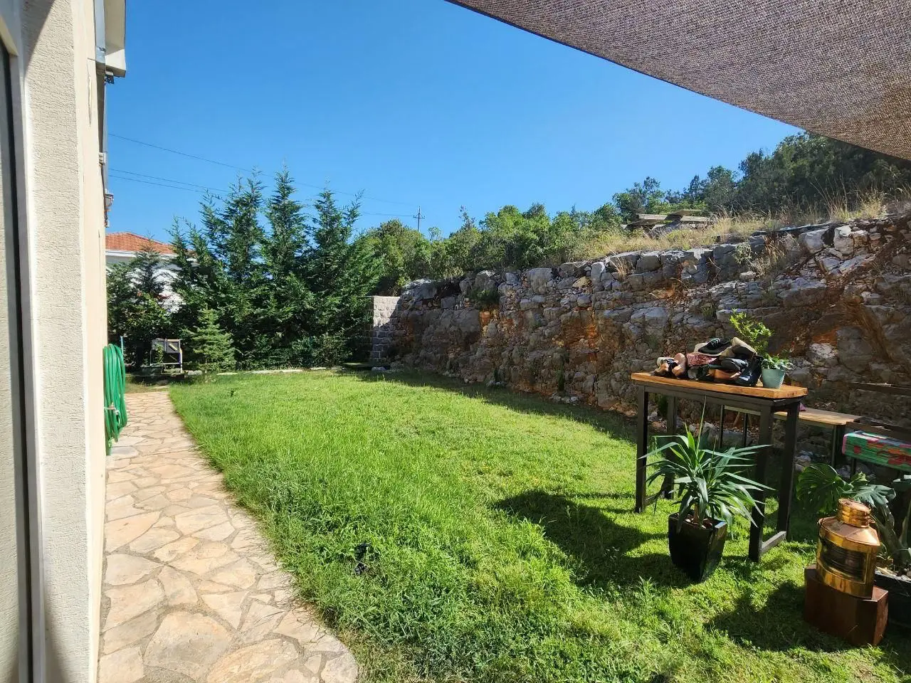 Impressive 3-Bedroom Villa with Sea Views in Radovici 9