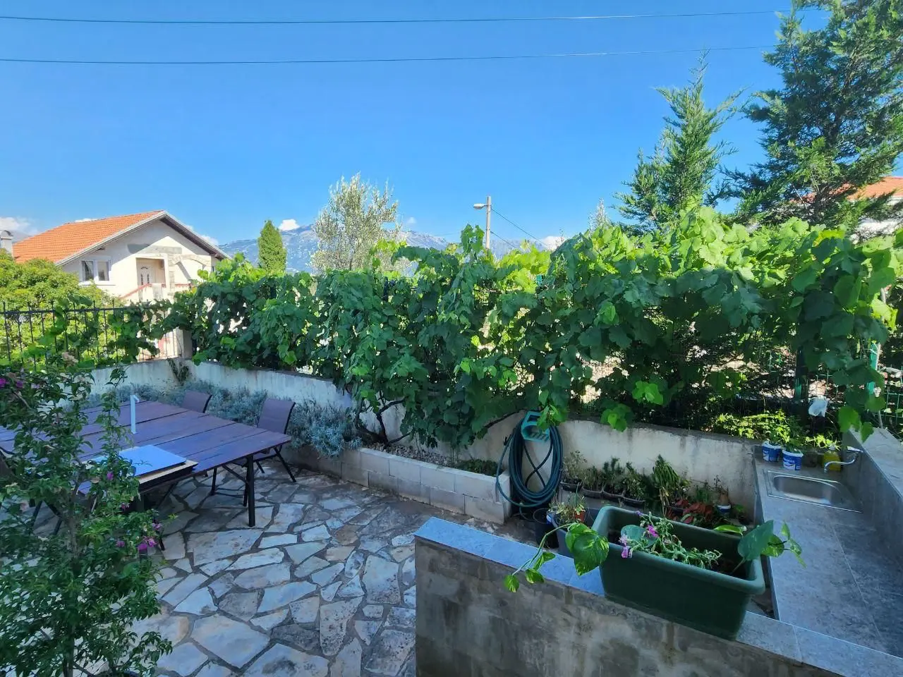 Impressive 3-Bedroom Villa with Sea Views in Radovici 11