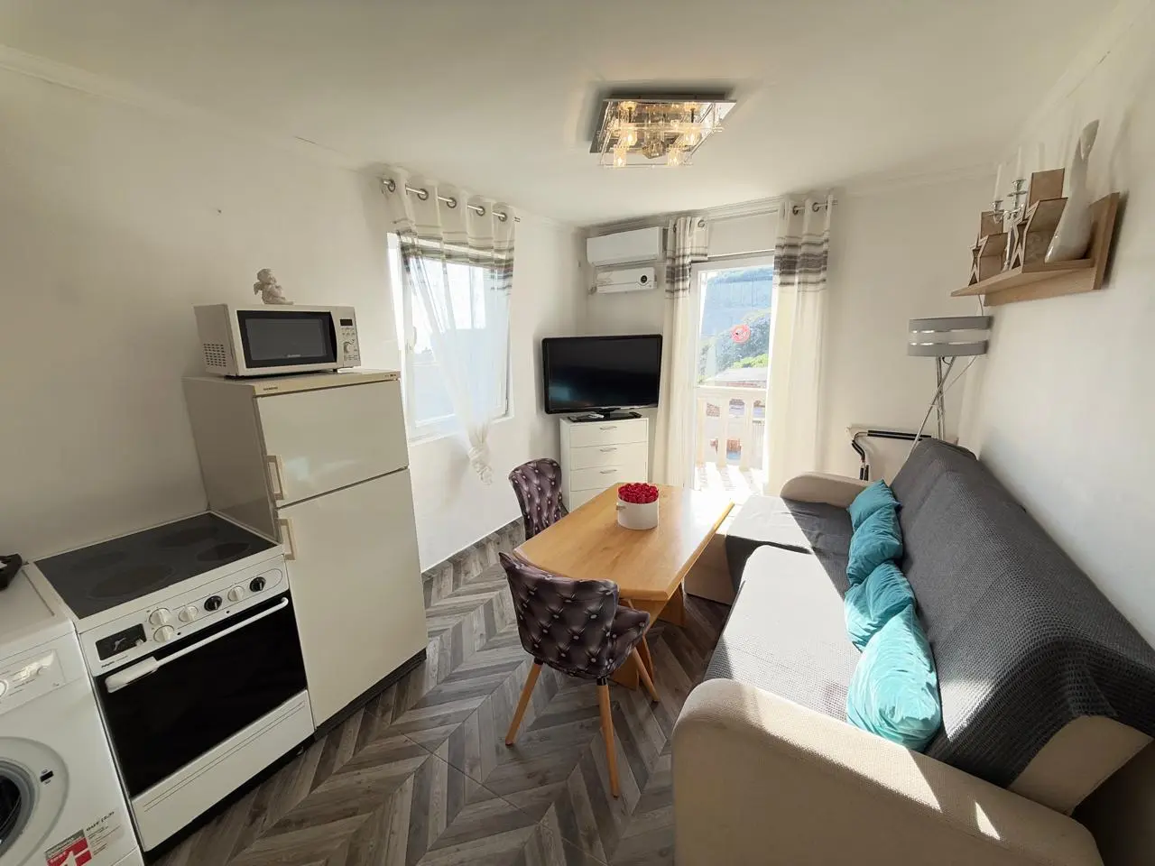 Beautiful House in Čanj with Sea Views and Rooftop Terrace 3