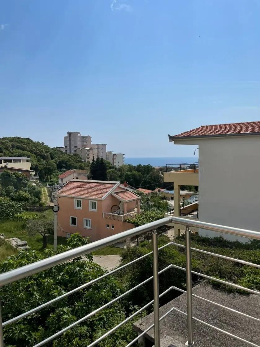 Modern Three-Level Villa with Panoramic Sea Views 9