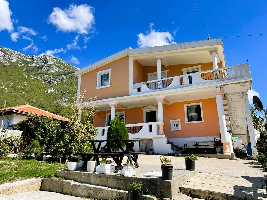 House for Sale in Sutomore