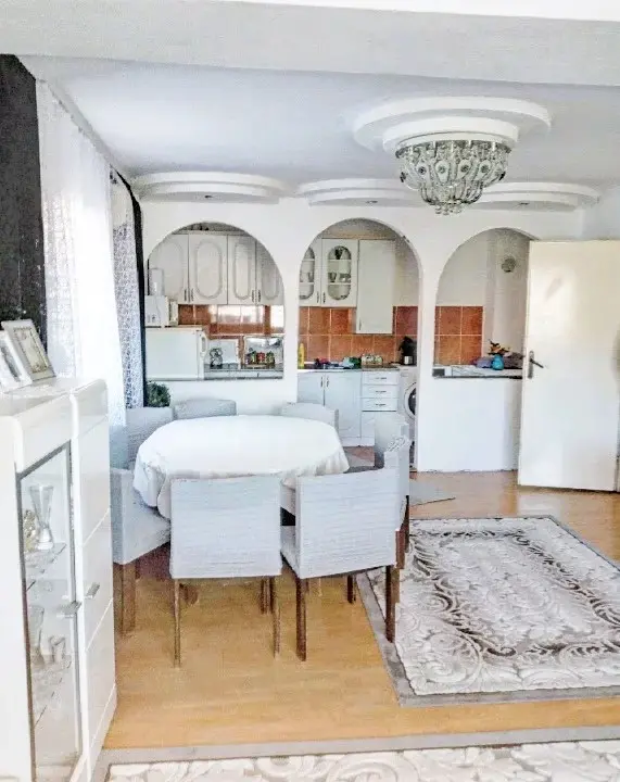 House for Sale in Sutomore 5