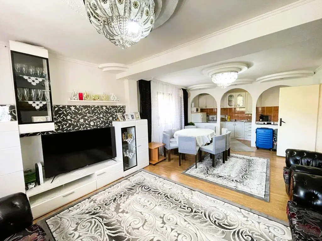House for Sale in Sutomore 6