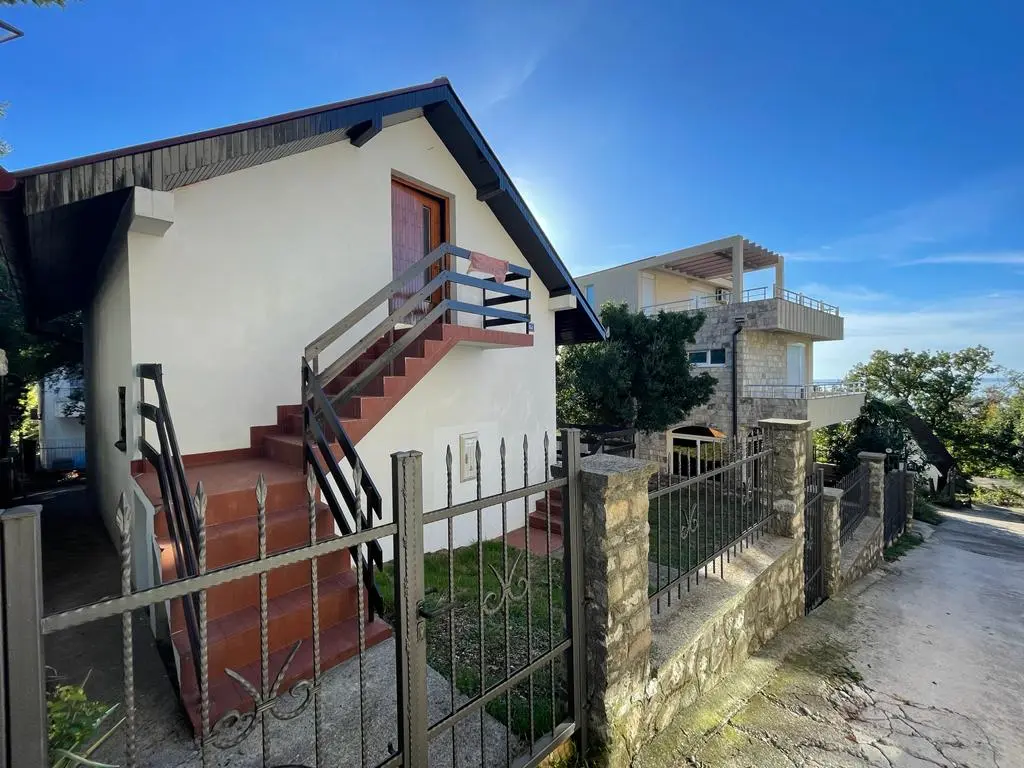 House for Sale in Ratac 2