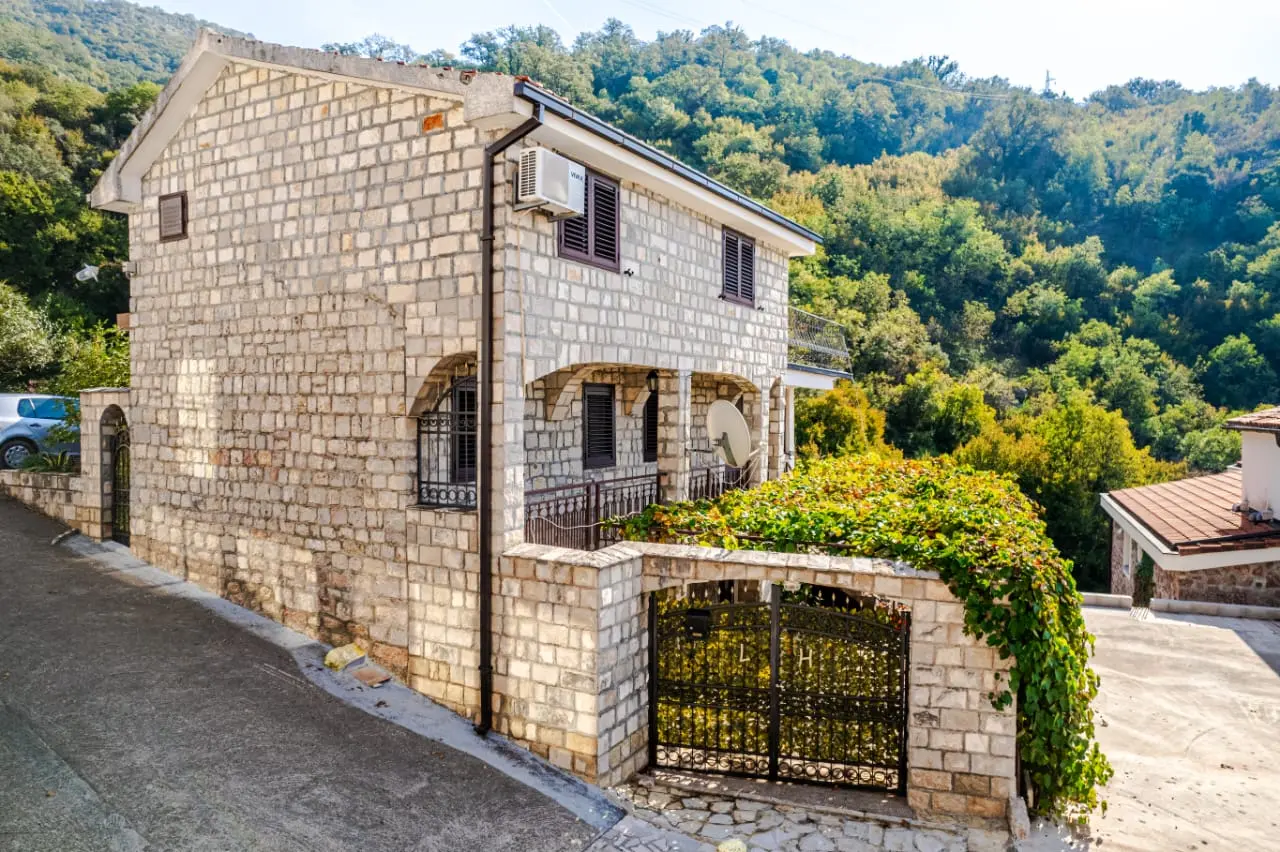 3-Story House for Sale in Čučici – Bečići/Rafailovići, Montenegro 7