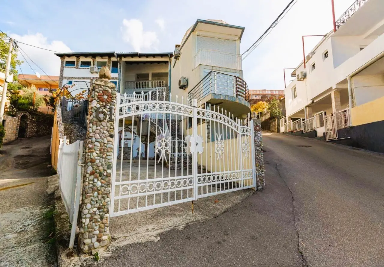 House for Sale in Sutomore, Bar – Sea View & 600m to the Beach 12
