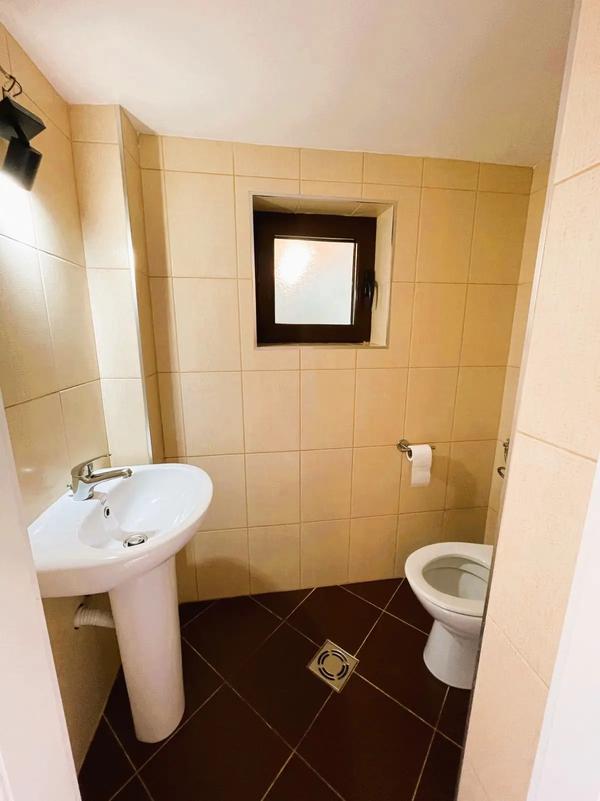 Spacious Sea-View House for Sale in Bar-Utjeha 9