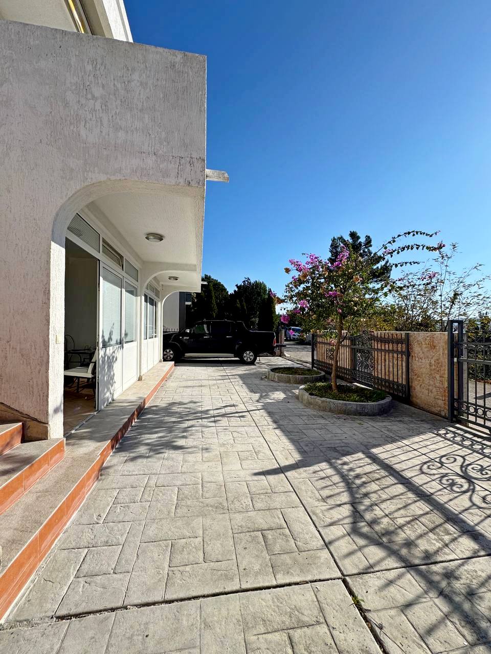 Legalized House with Sea View in Shushan, Bar 2