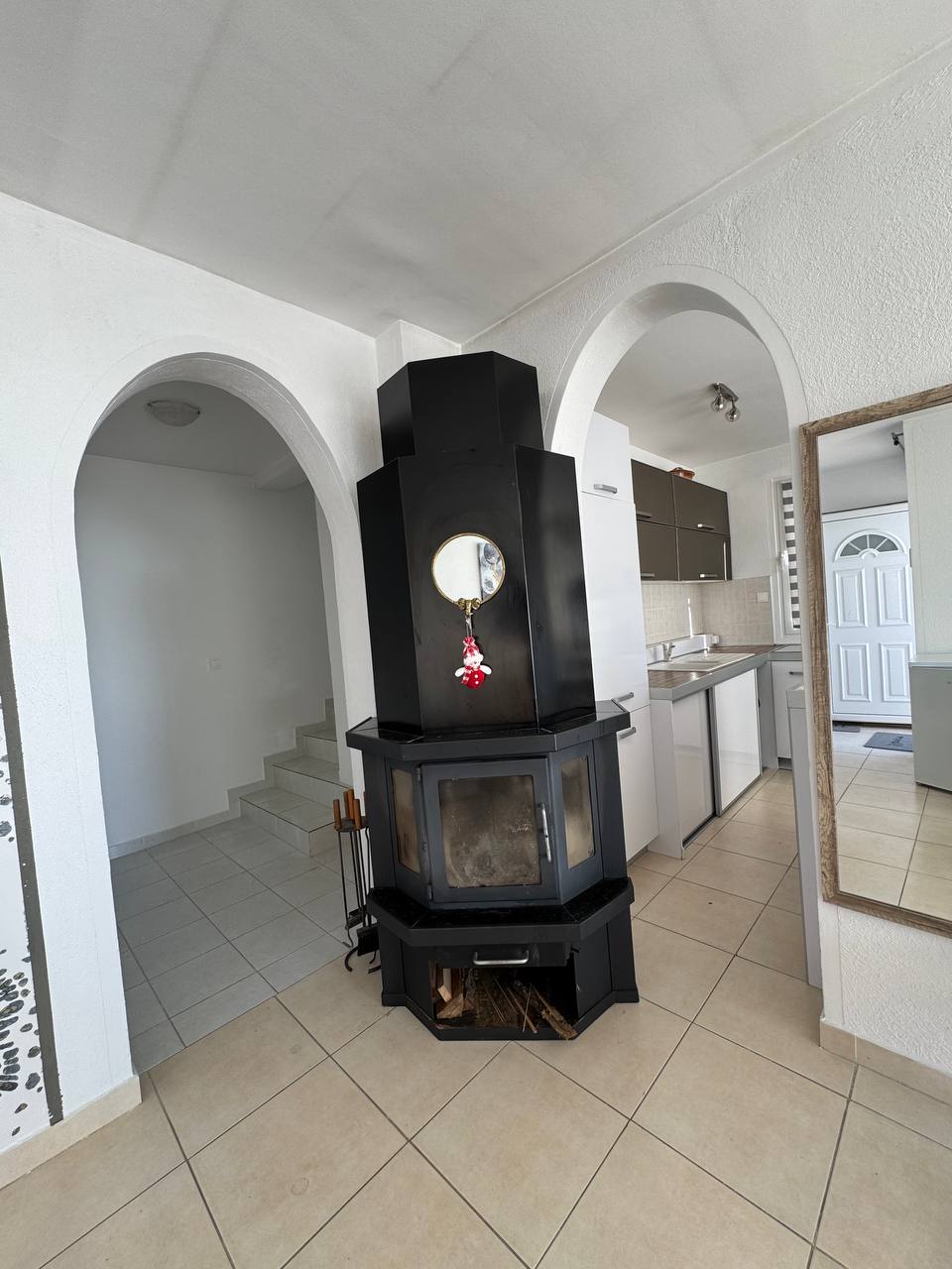 Legalized House with Sea View in Shushan, Bar 5