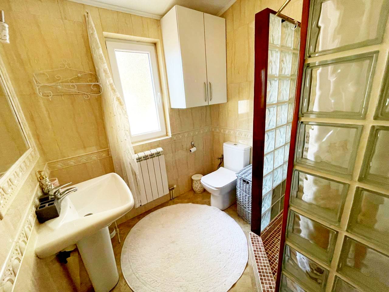 Luxurious Villa with Sea View in Zeleni Pojas 8