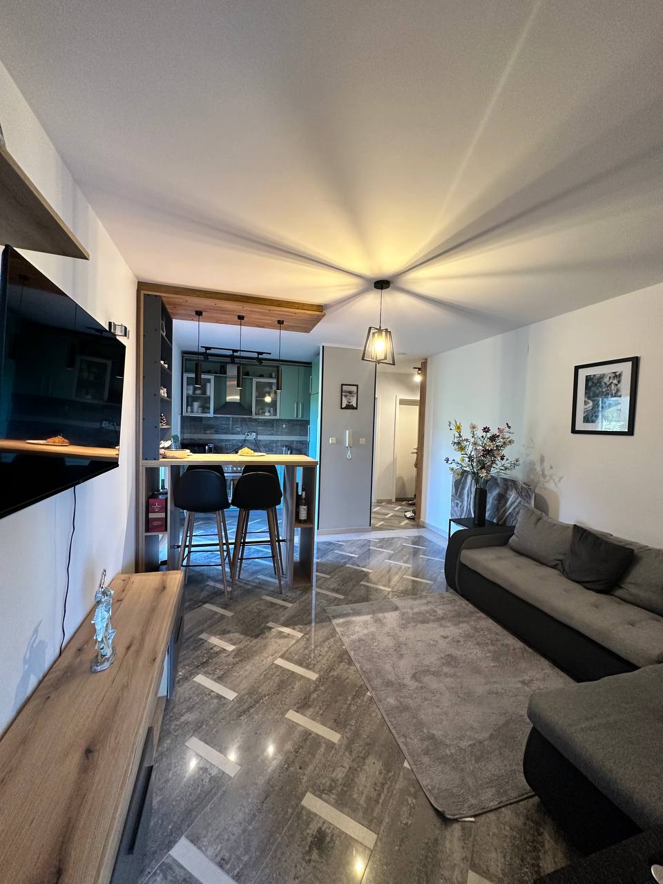 2 Bedroom Apartment with Sea View in Budva (Seoc)
