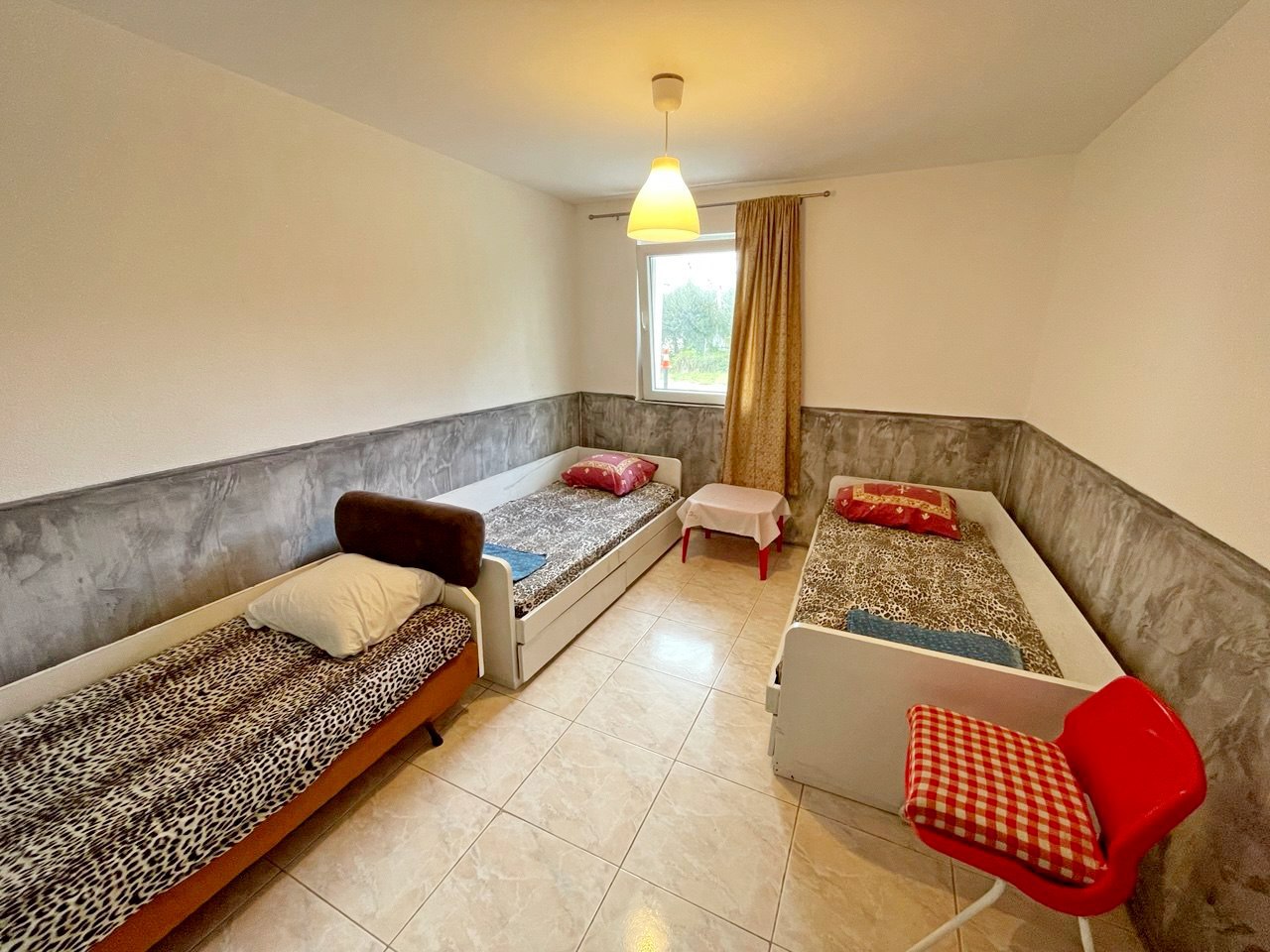 House in Sutomore, Bar with Business Potential 5