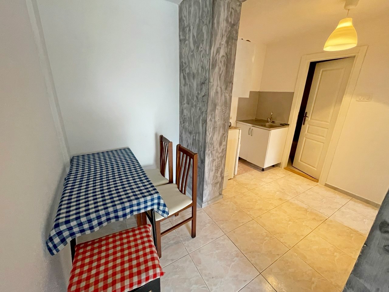 House in Sutomore, Bar with Business Potential 7
