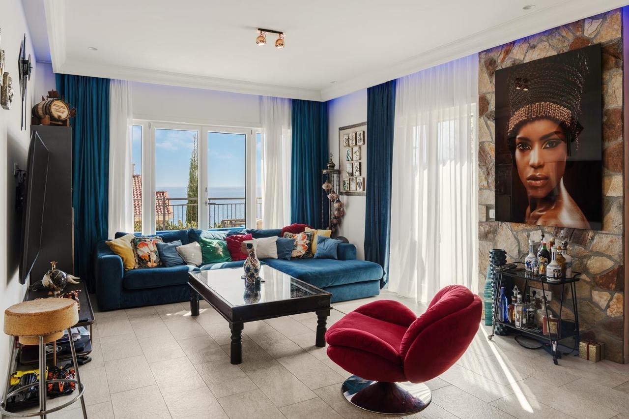 Spacious Townhouse with Sea View Terrace in Marina Village, Luštica Bay 2