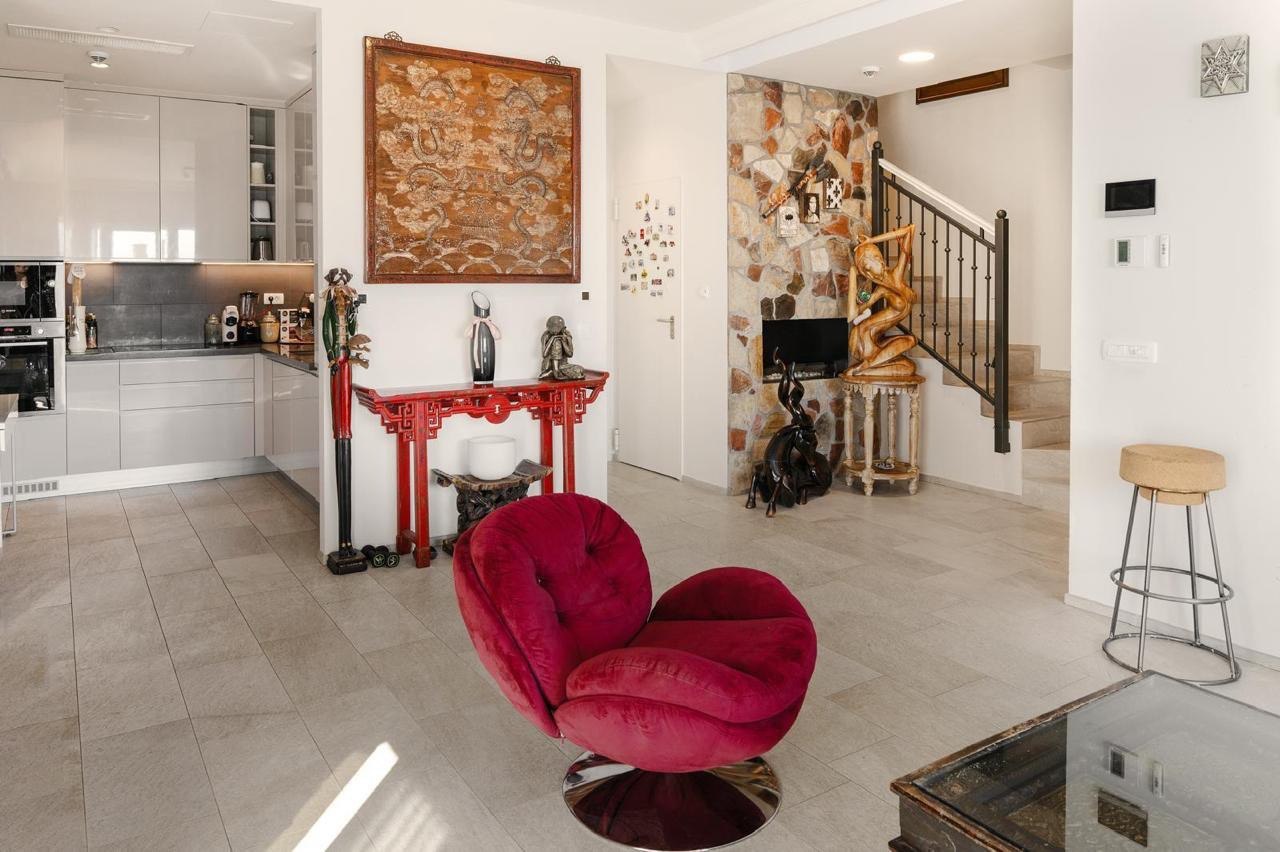 Spacious Townhouse with Sea View Terrace in Marina Village, Luštica Bay 8