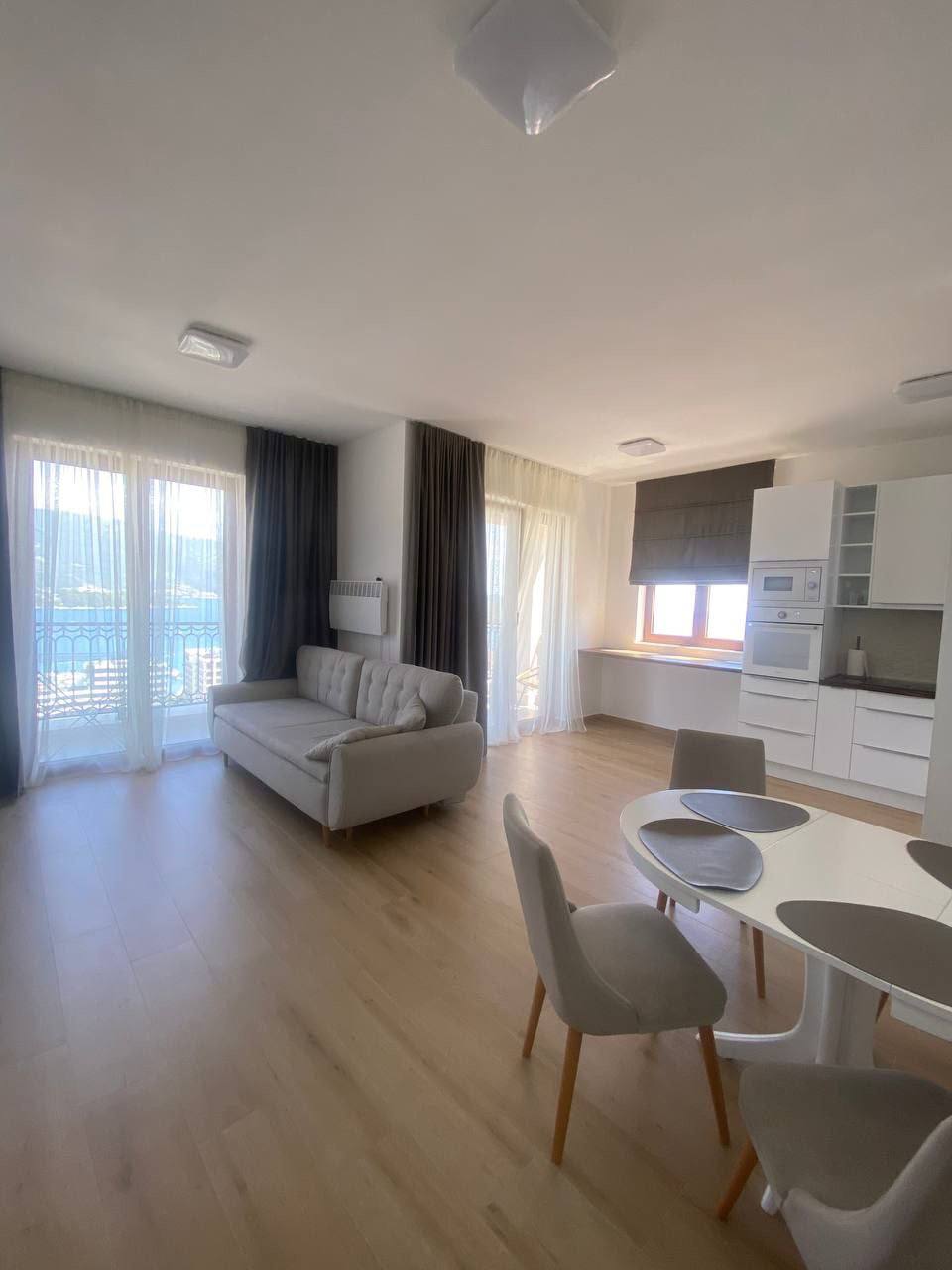 2-bedroom apartment near School Adriatica, Budva 3