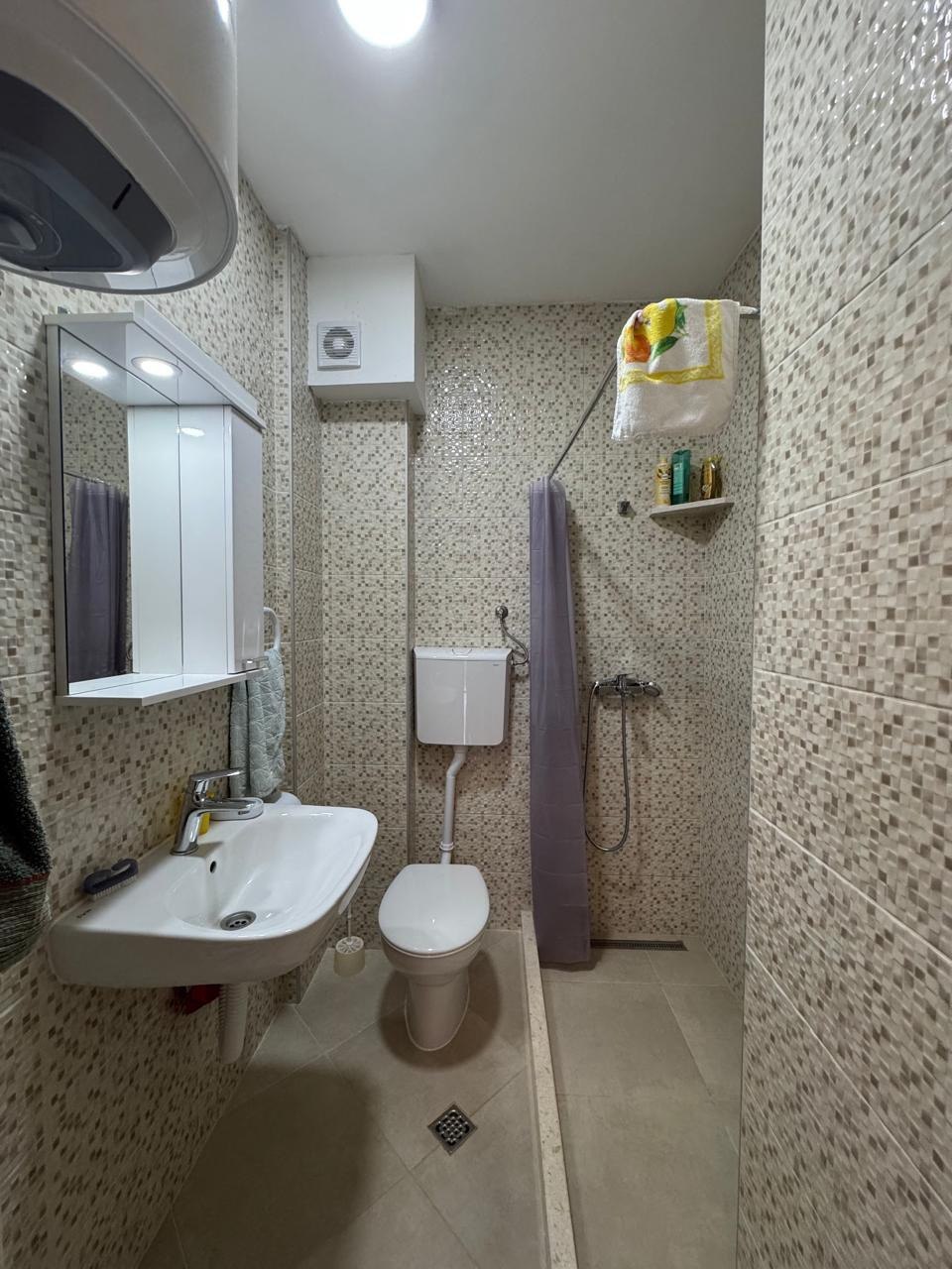 One-bedroom apartment with yard and parking in Zelenika, Herceg Novi 2