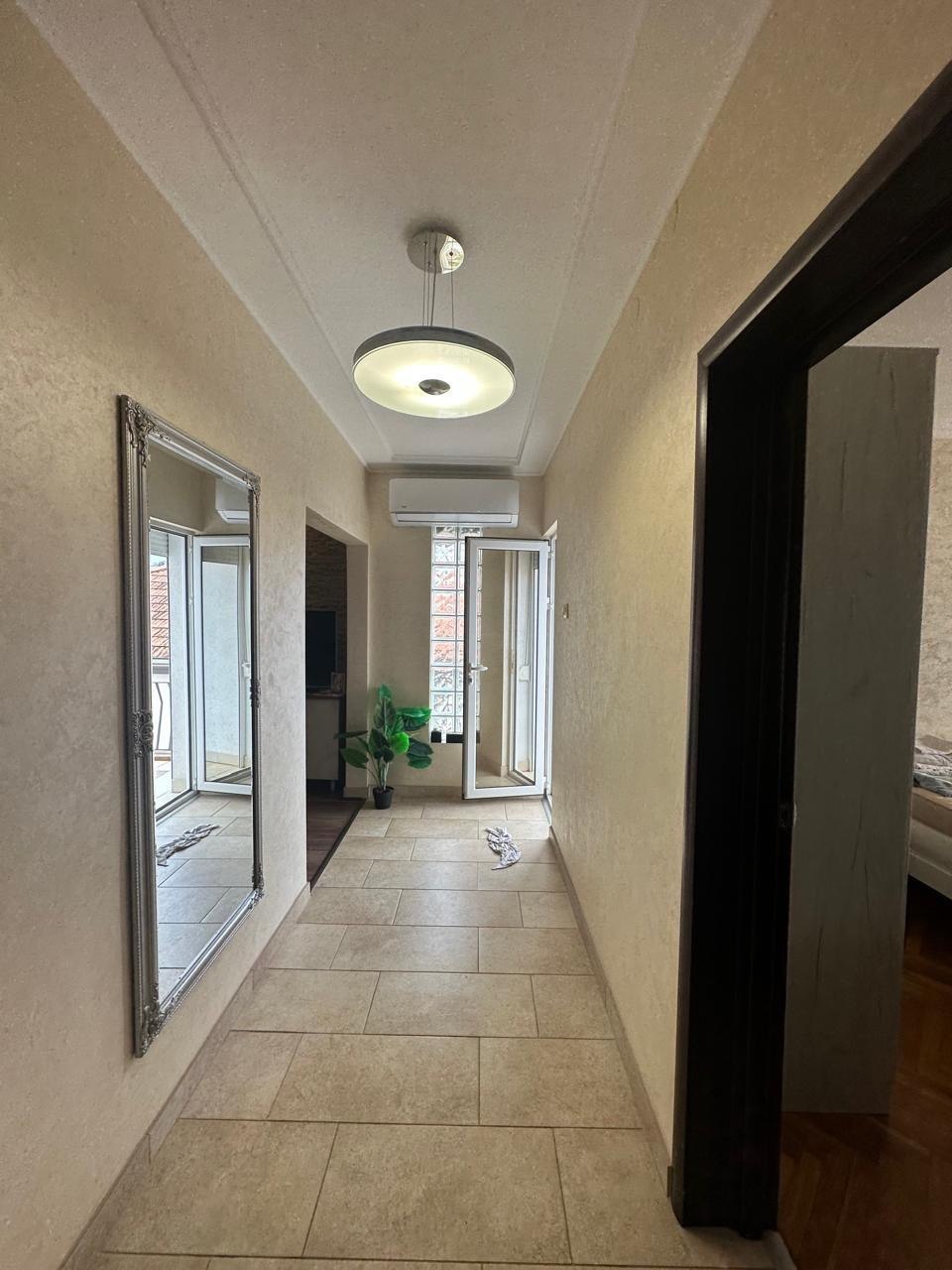 Bright Renovated Apartment with Sea View in Igalo 5