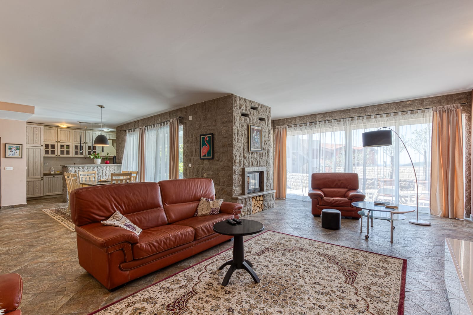 Wonderful Villa in Becici with Sea Views 4