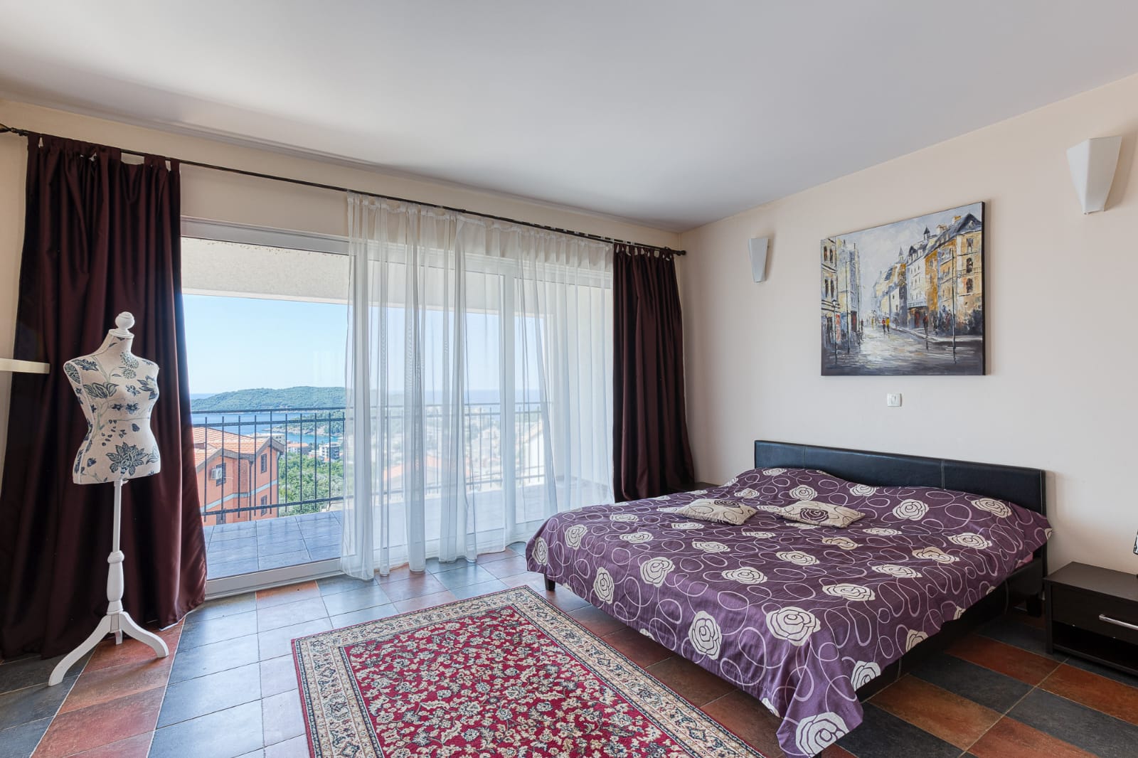 Wonderful Villa in Becici with Sea Views 12