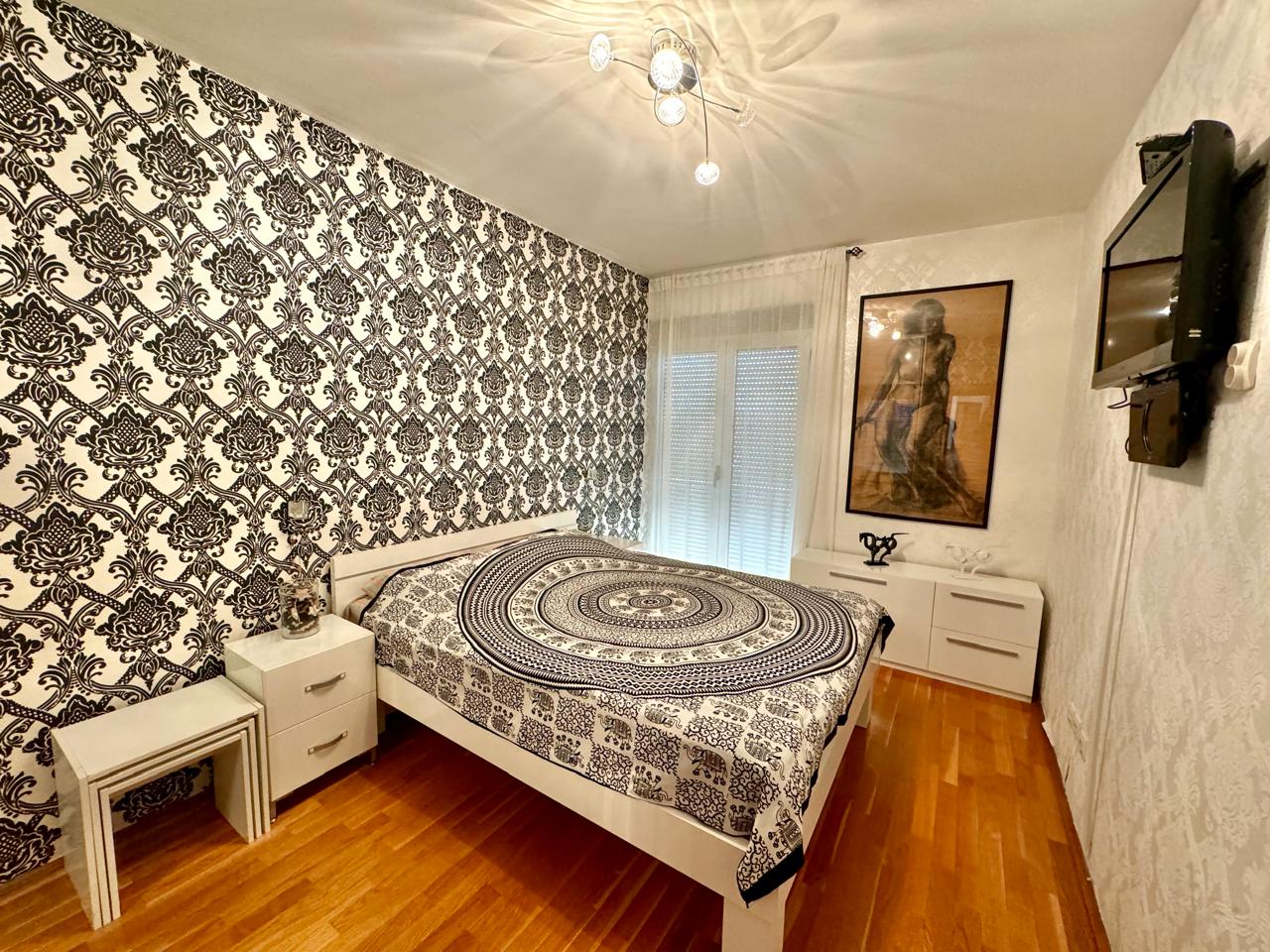Large Cozy Apartment with Panoramic View in Lazii 7