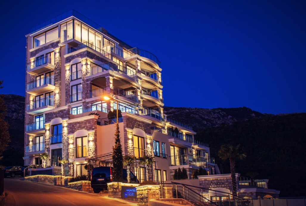 Luxury penthouse with sea views in Montenegro Dreams 2